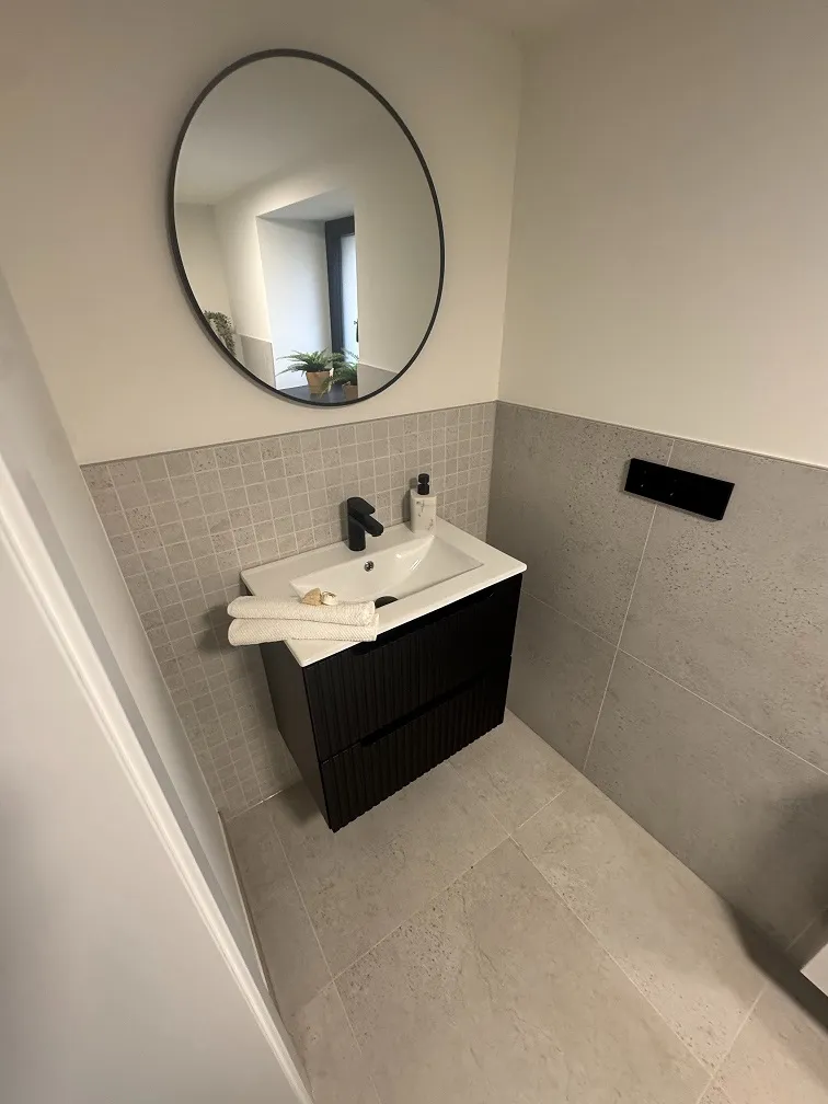 wc 001